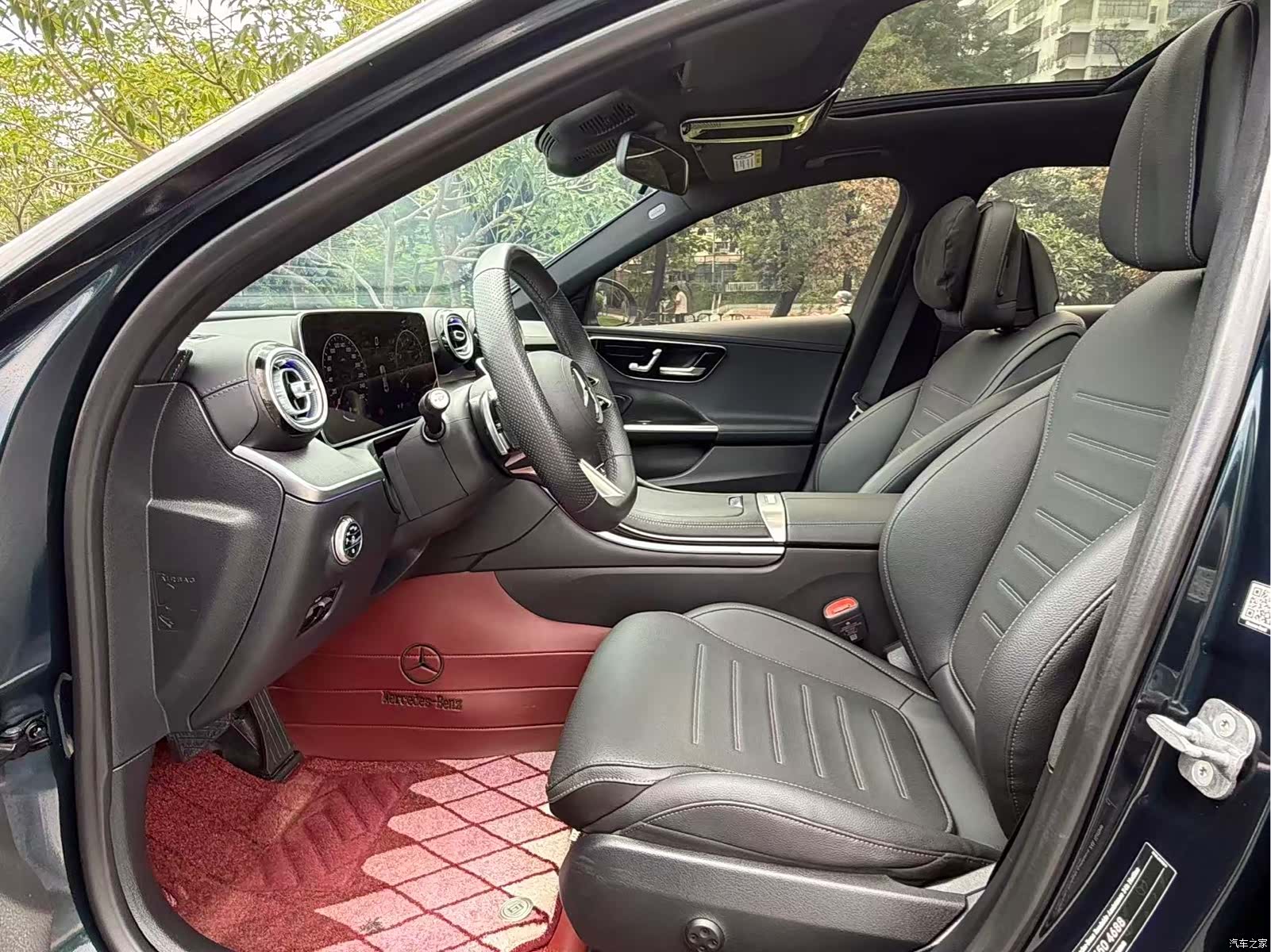 Mercedes-Benz C-Class, 2024 8