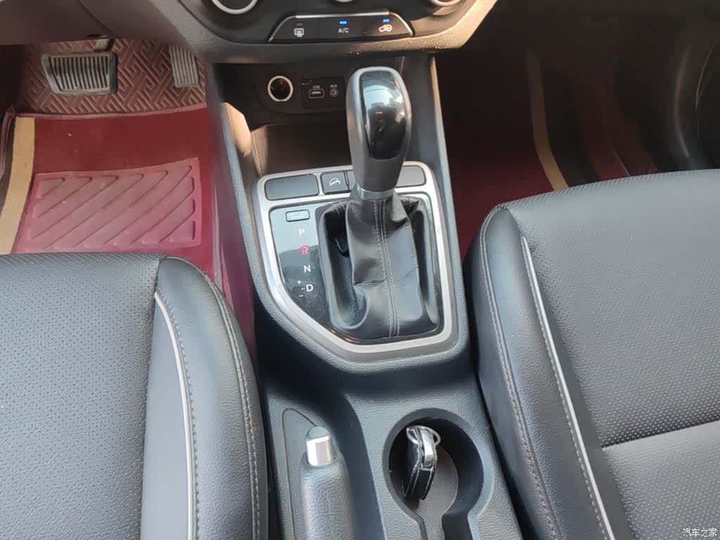 Hyundai ix25, 2016 14