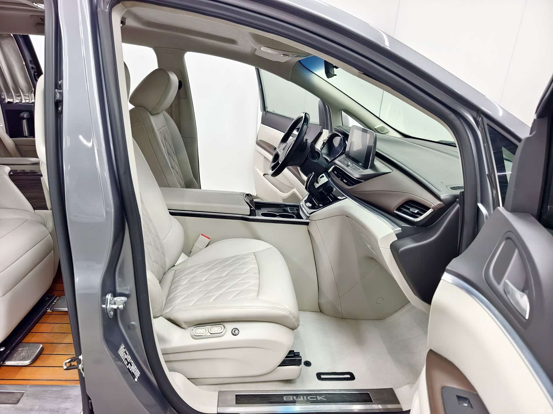 Buick GL8, 2020 14