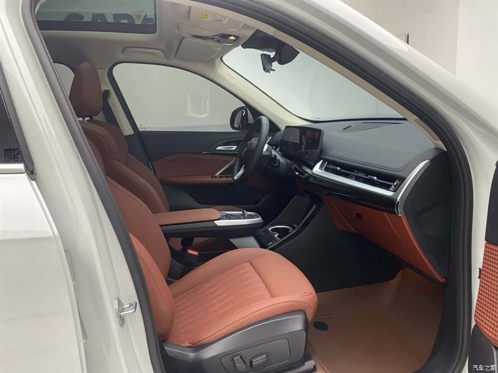 BMW X1, 2026 18