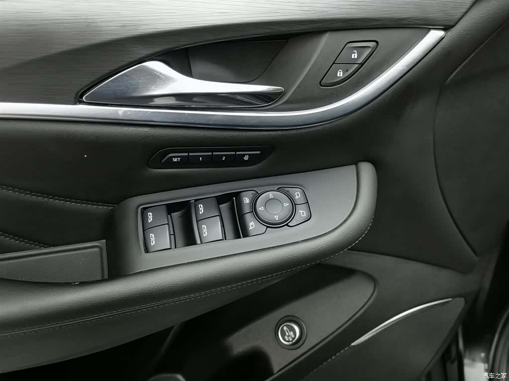 Buick Enclave, 2023 9