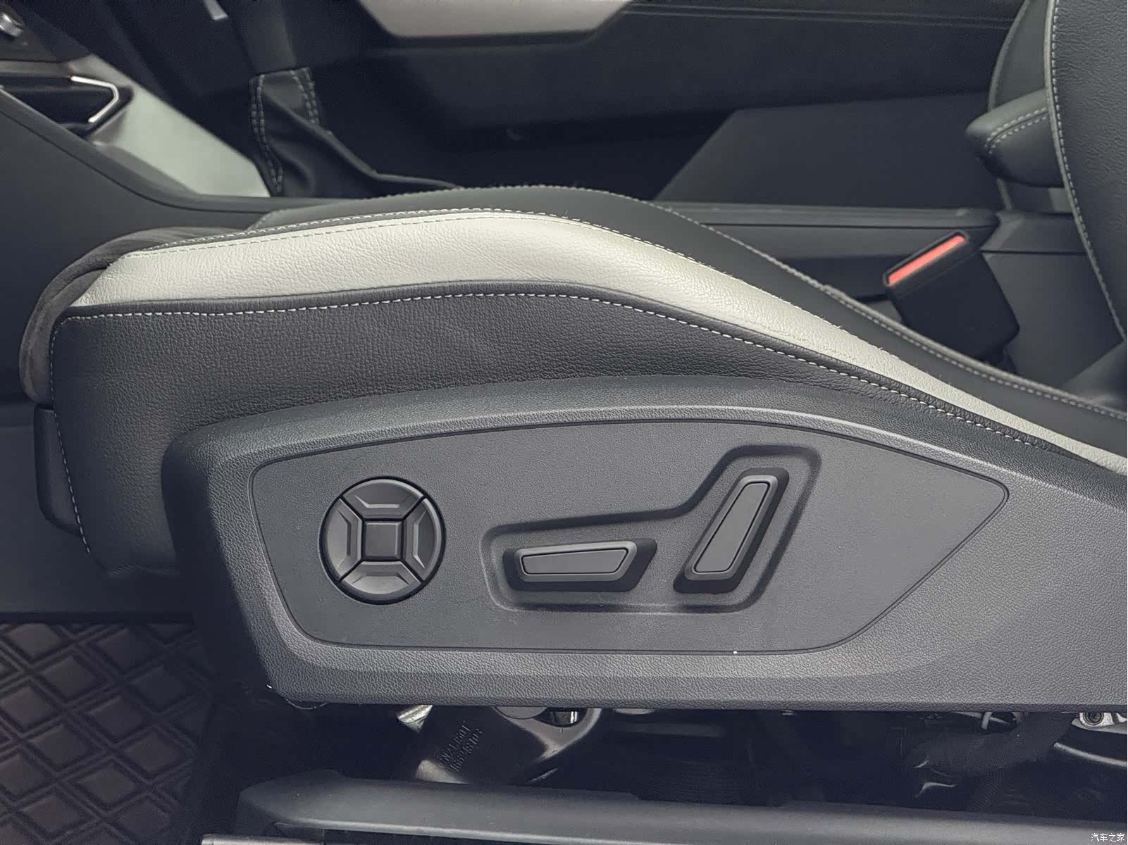 Audi Q3, 2022 19