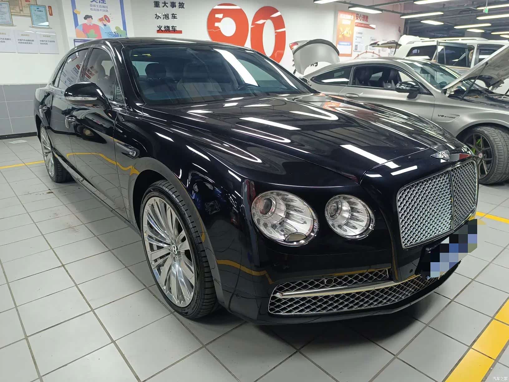 Bentley Flying Spur, 2015 3