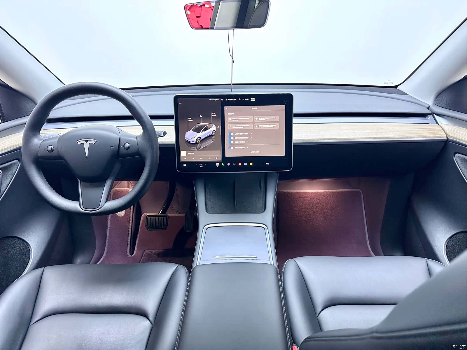 Tesla Model Y, 2022 12