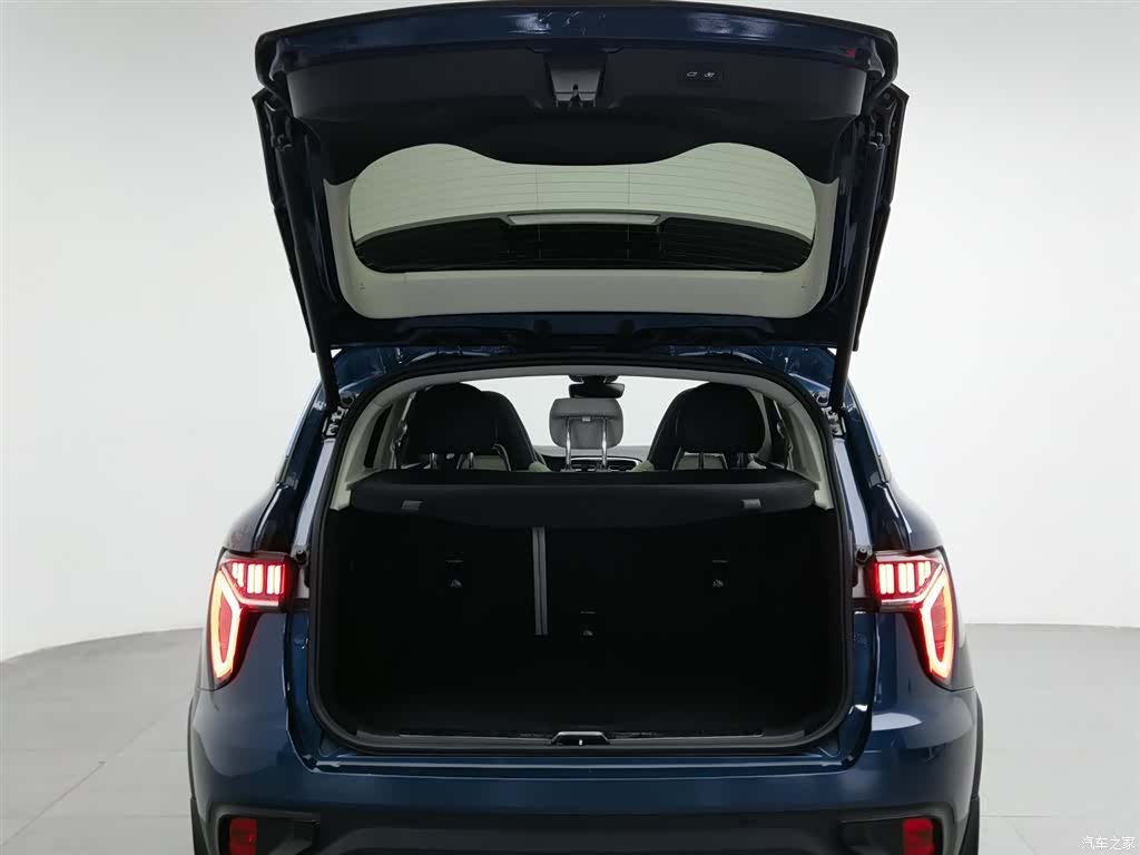 Lynk & Co 01, 2019 16