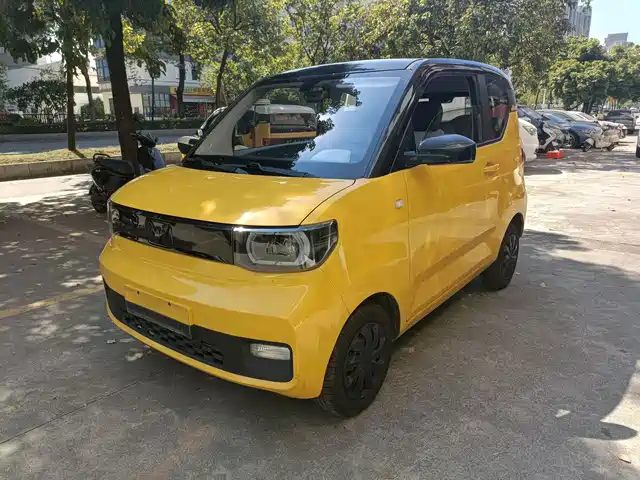 Wuling Hongguang MINIEV 2021 — купить из Китая под заказ
