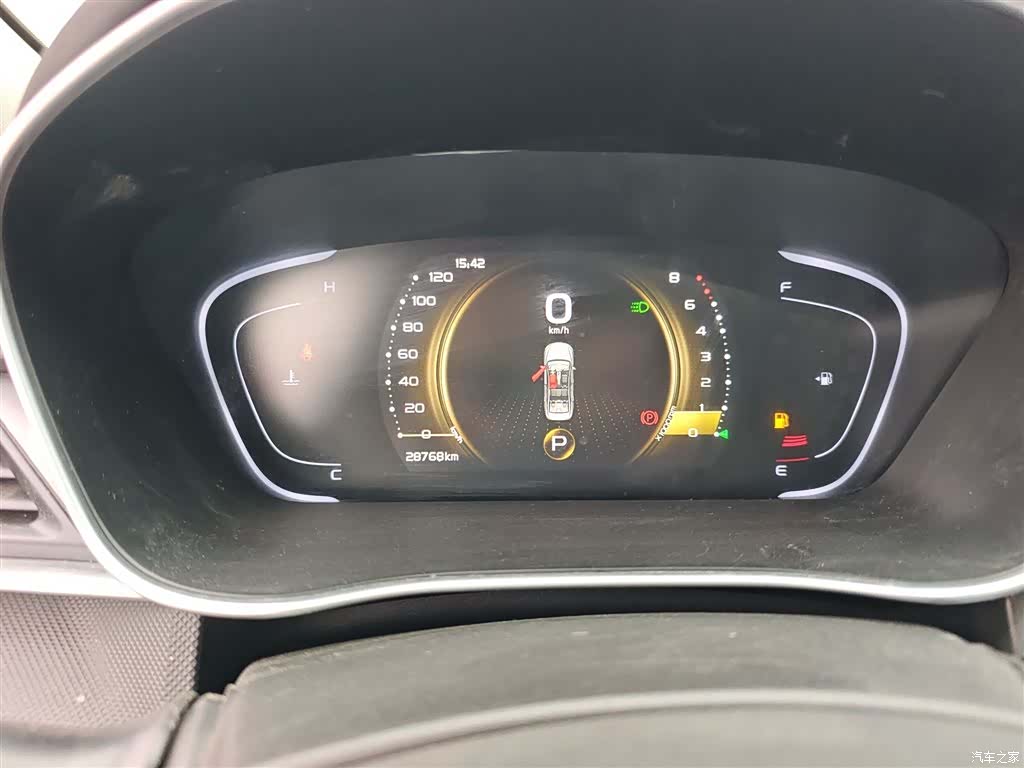Geely Binray, 2022 12