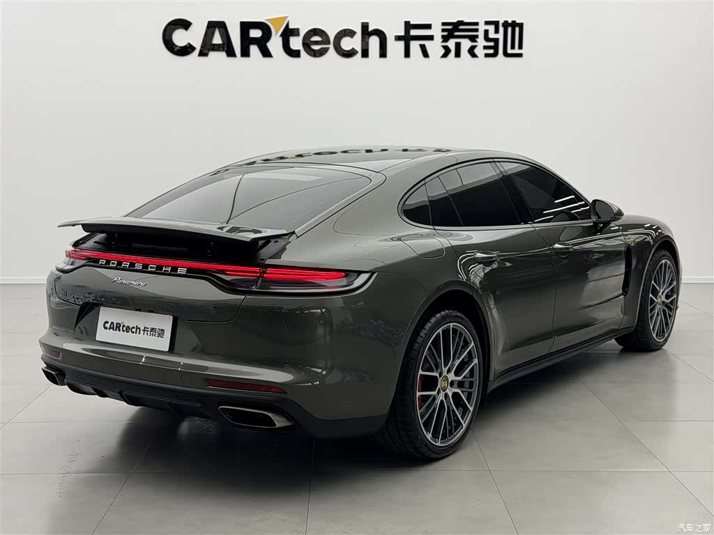 Porsche Panamera, 2023 25