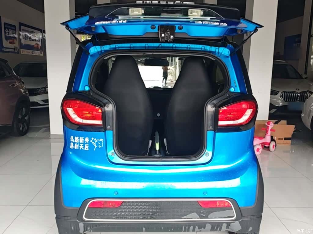 Wuling E100, 2019 19