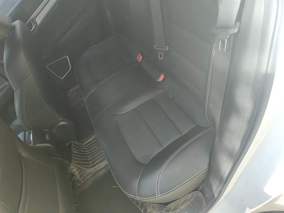 Geely Emgrand GS