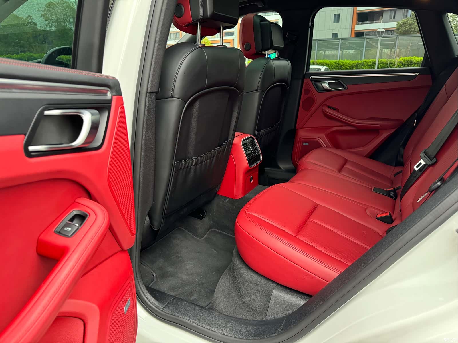 Porsche Macan, 2020 10
