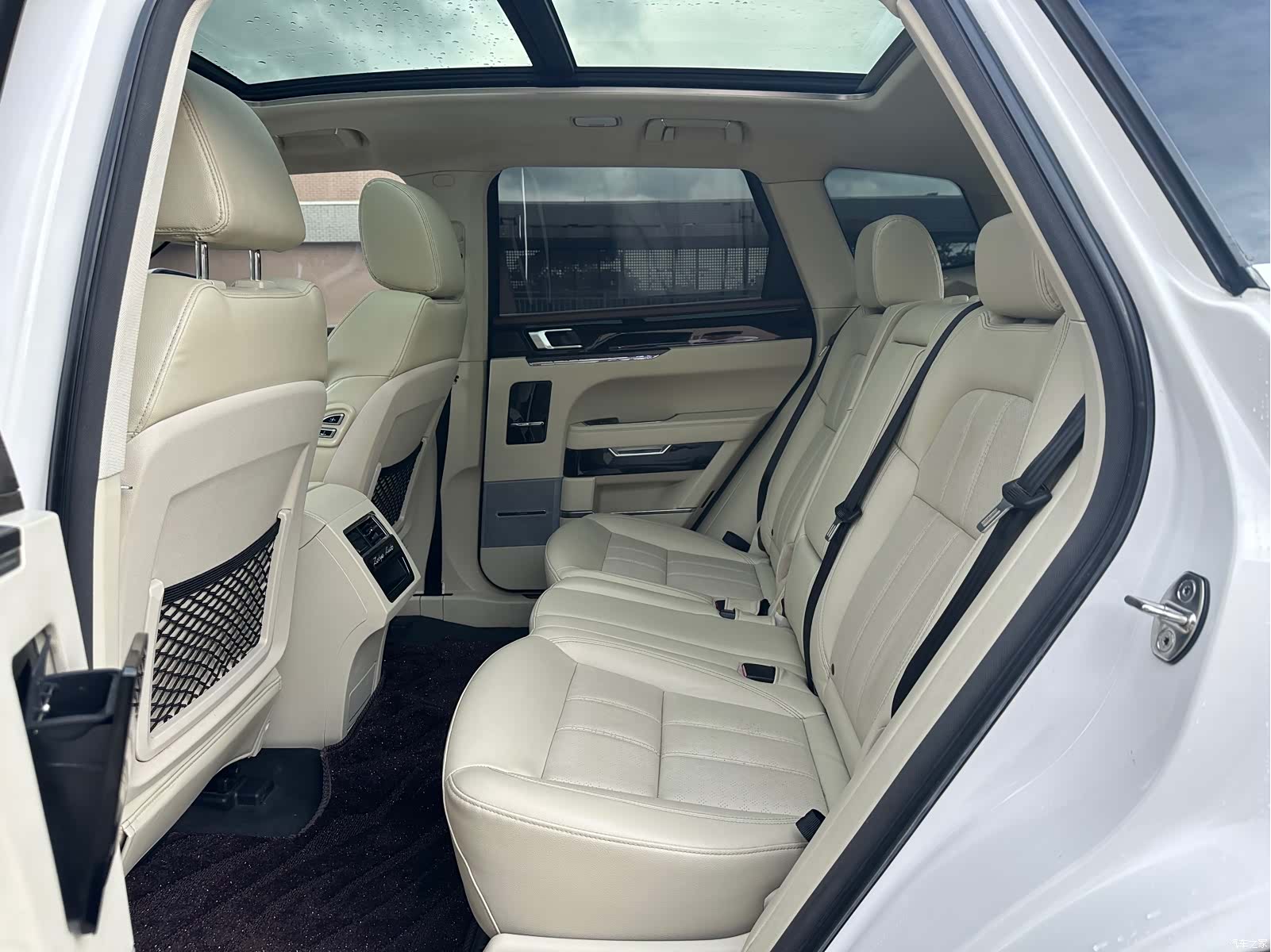 Zotye T700, 2017 14
