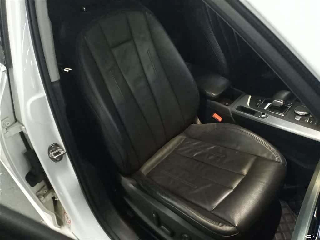 Audi A4L, 2019 17