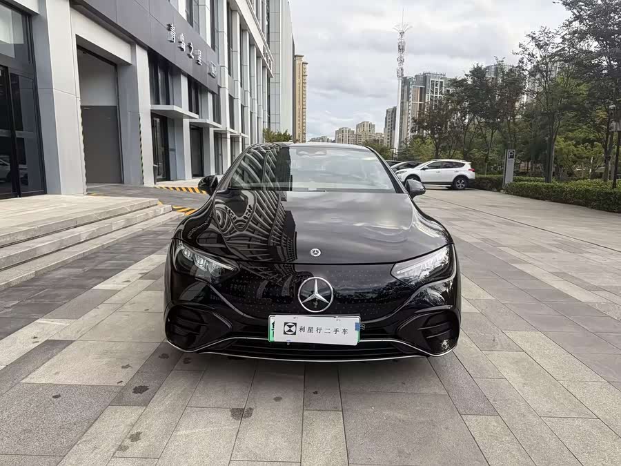 Mercedes-Benz EQE 2024, фото 2
