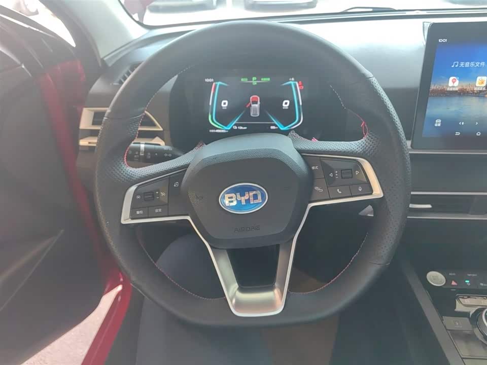 BYD e2