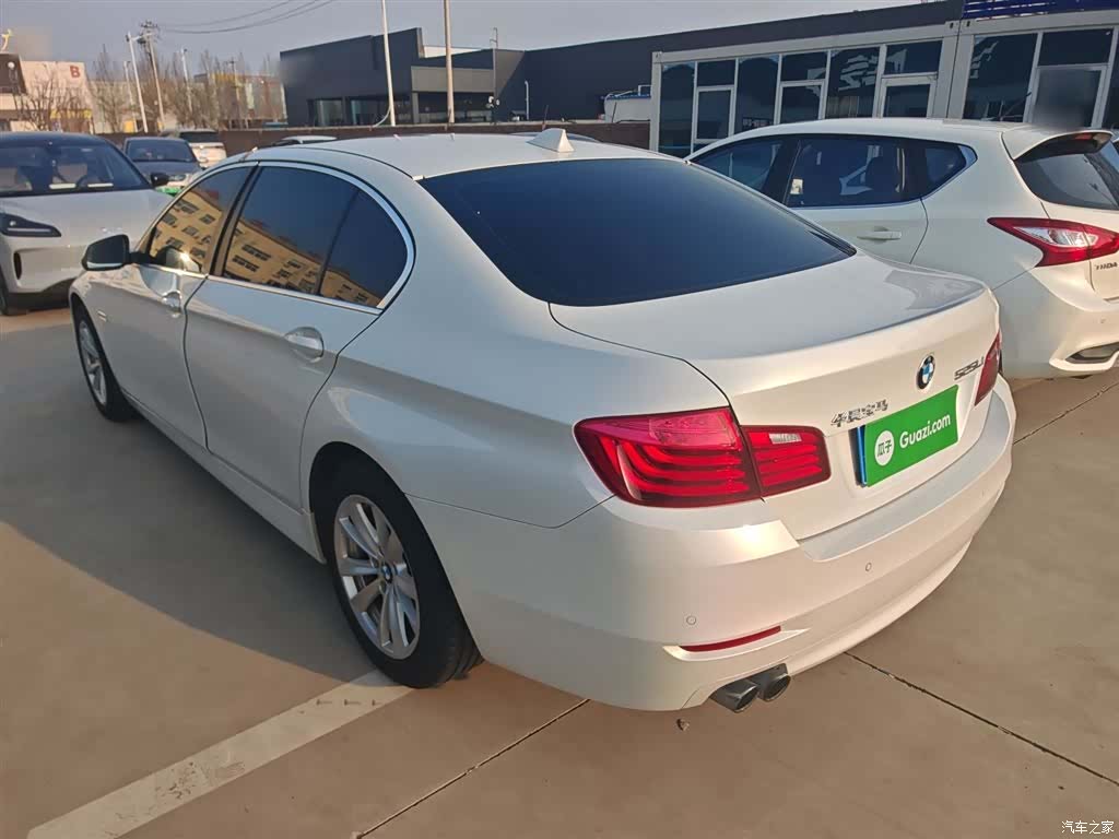 BMW 5 Series, 2015 все фото