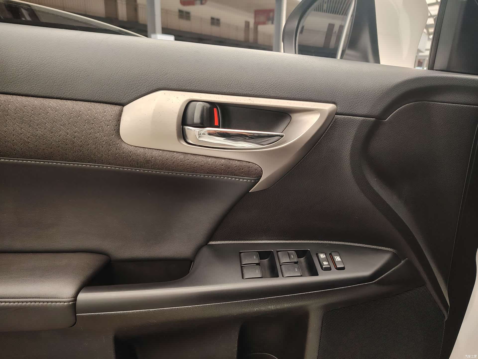 Lexus CT, 2017 11