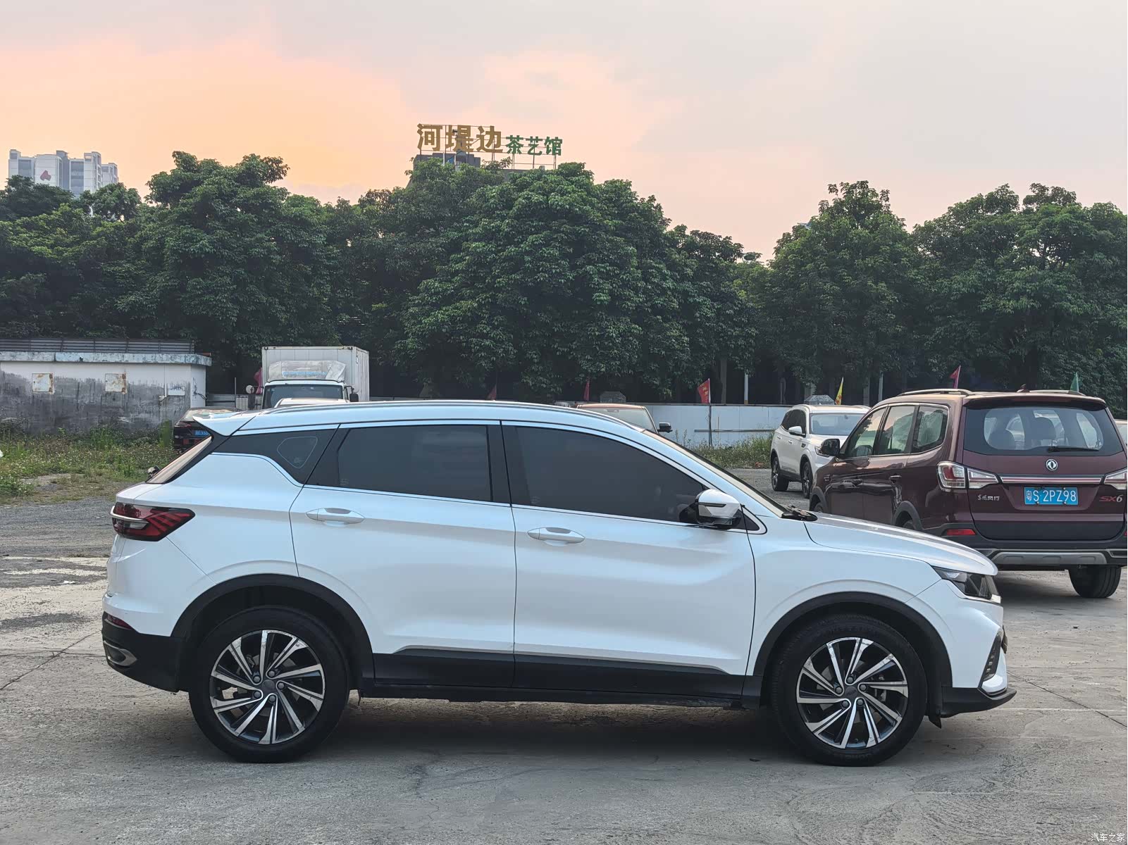 Geely Coolray, 2019 13