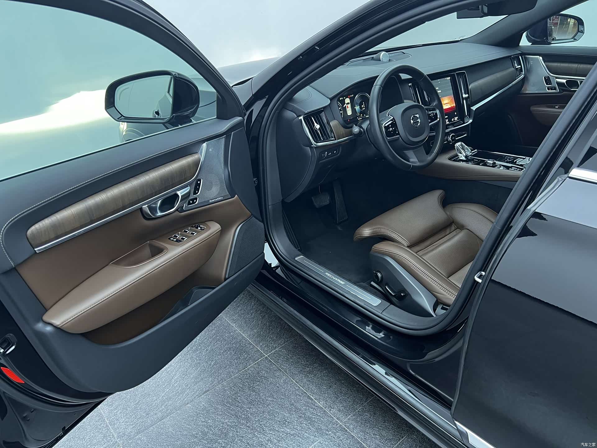 Volvo S90, 2021 4
