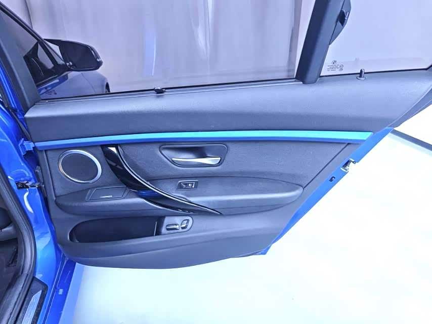 BMW 3 Series, 2017 12