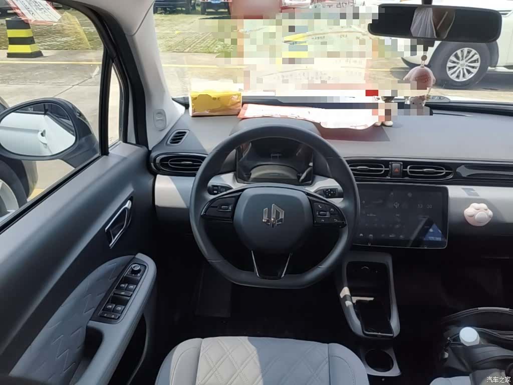Leapmotor T03, 2022 11