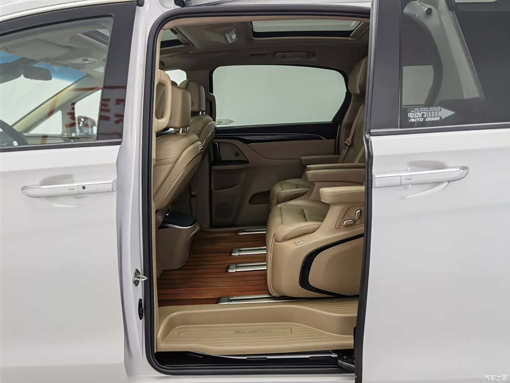 Buick GL8, 2020 15