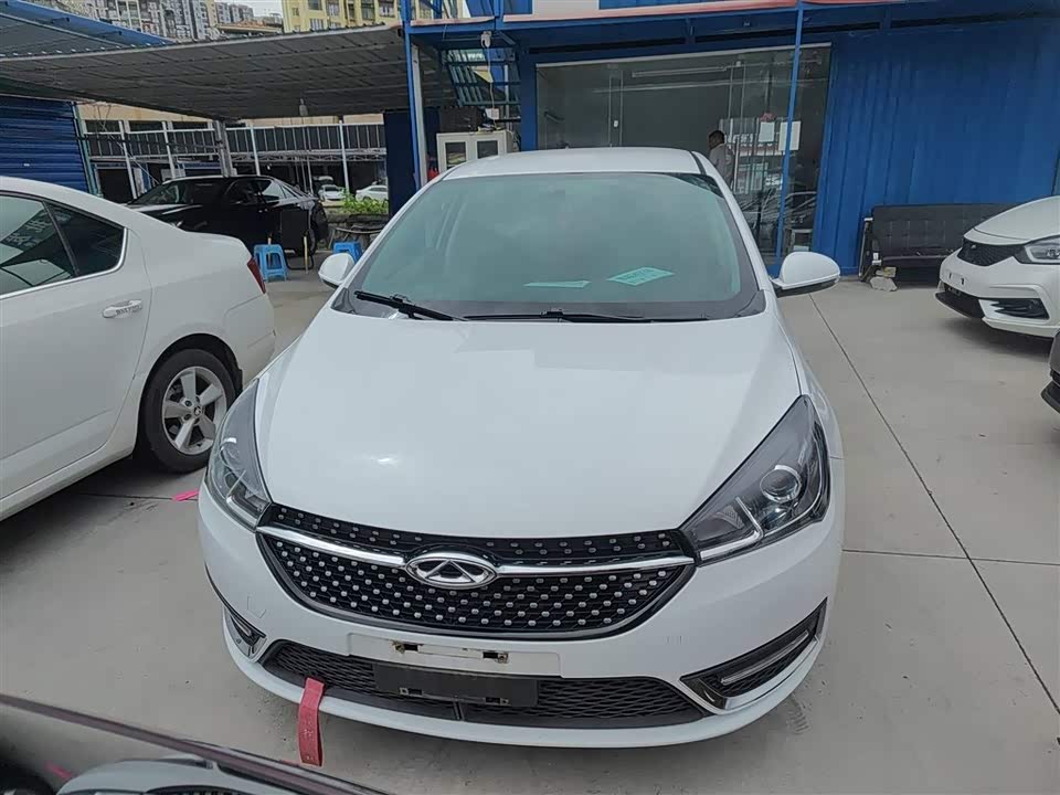 Chery Arrizo 5