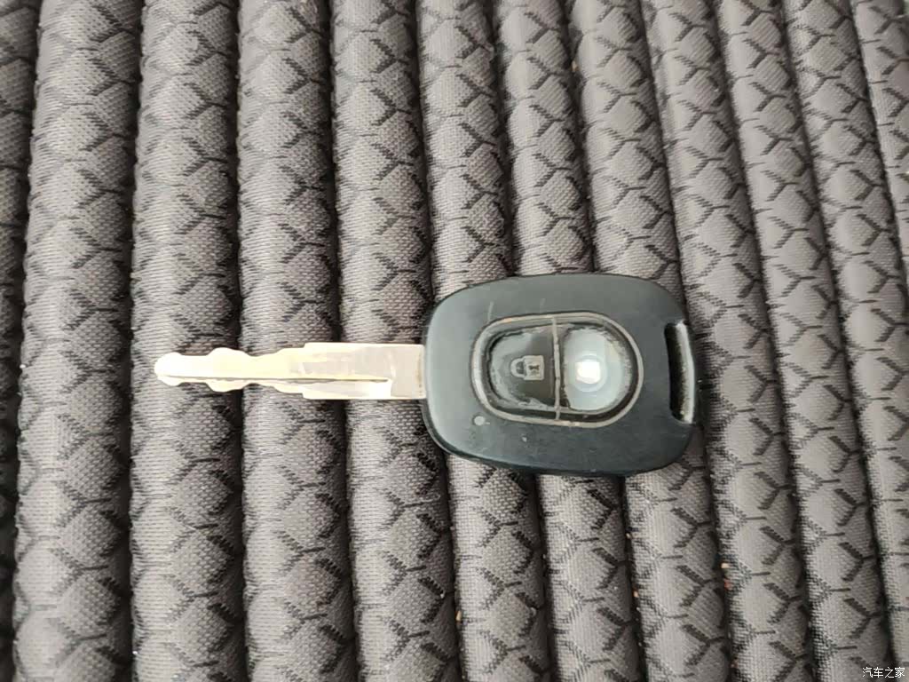 BAIC D20, 2015 9