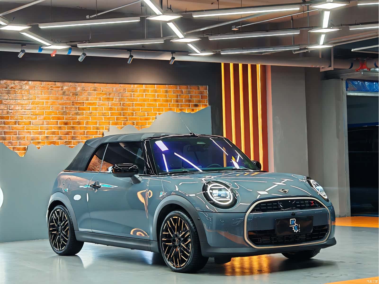 Mini Cooper, 2025 4