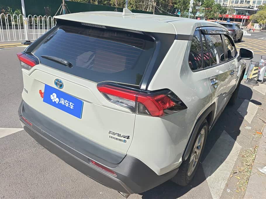 Toyota RAV4 Rongfang