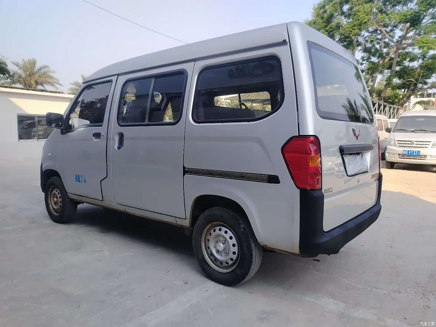 Wuling LSI, 2018 6