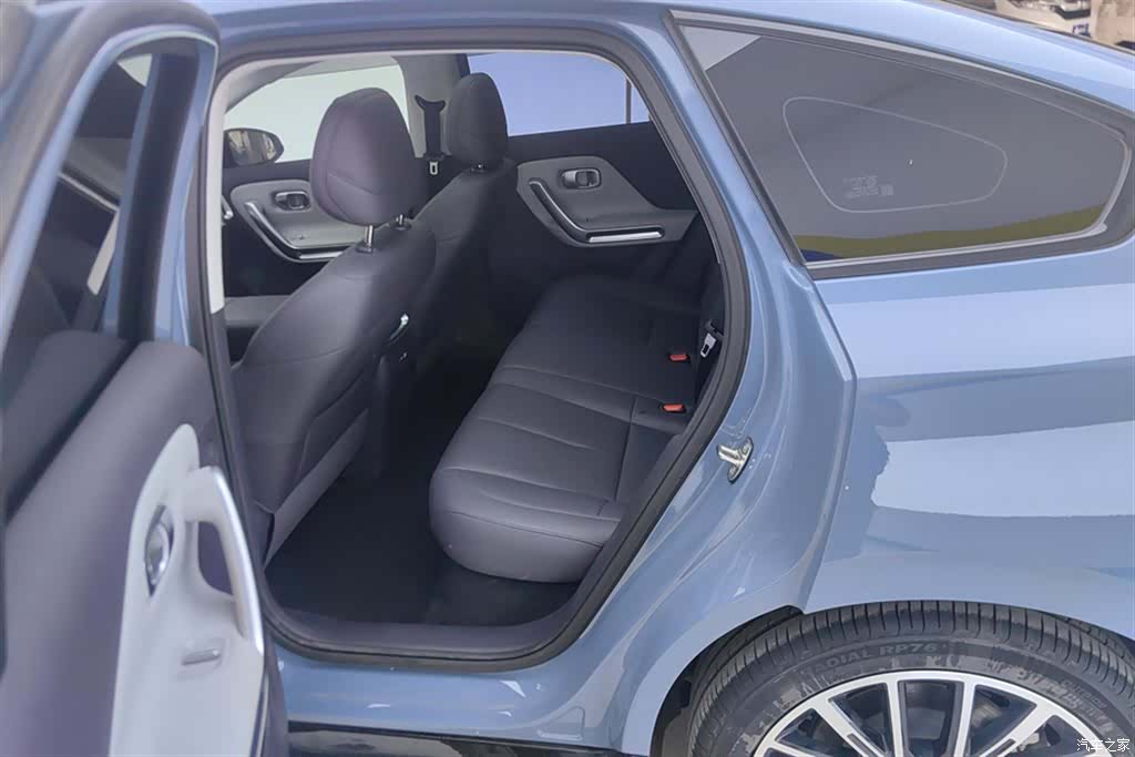 Leapmotor B01, 2025 11