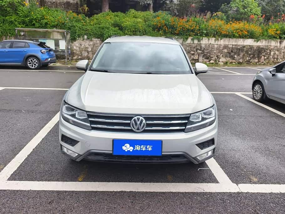 Volkswagen Tiguan L