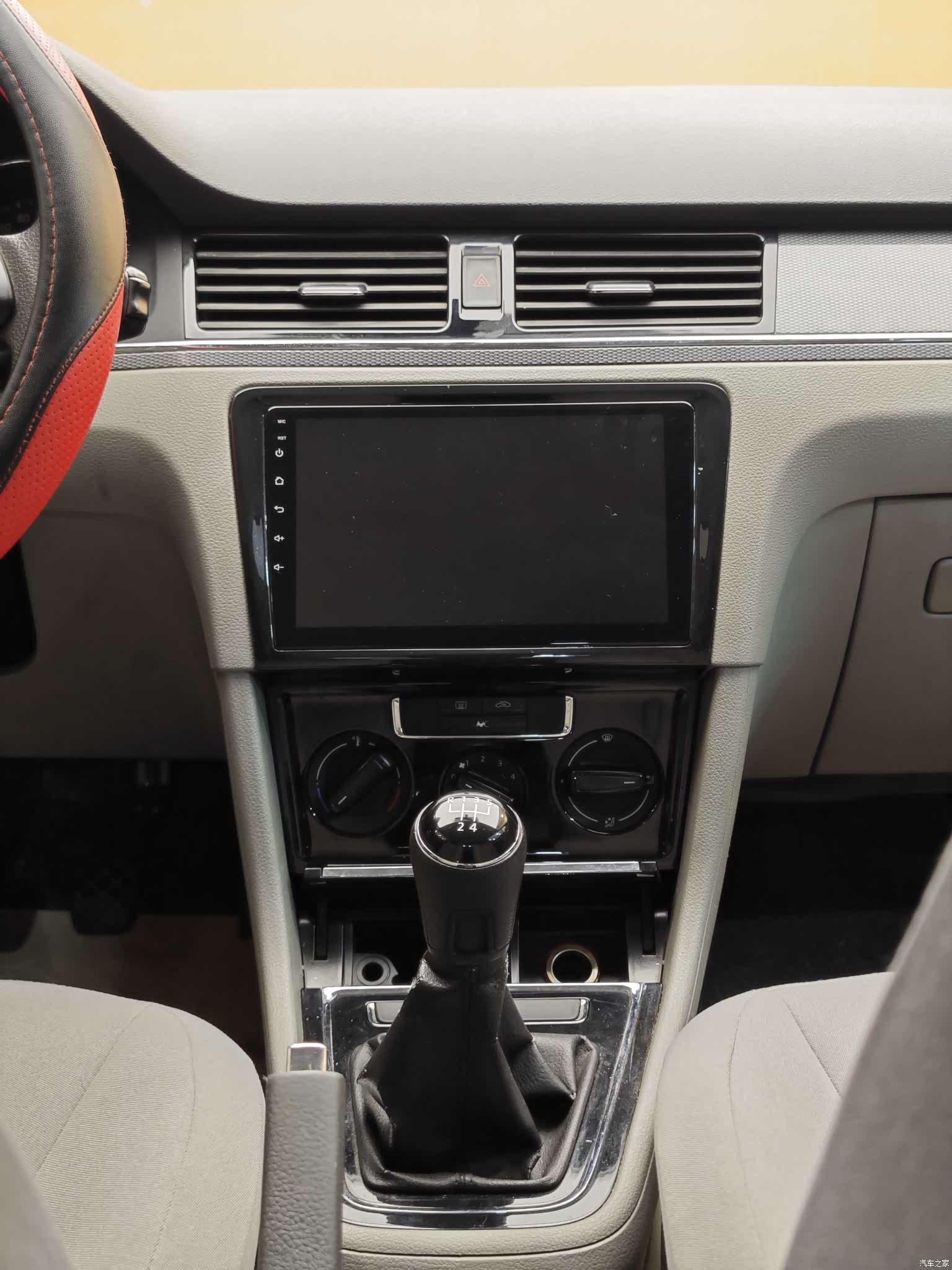 Volkswagen Bora, 2013 18
