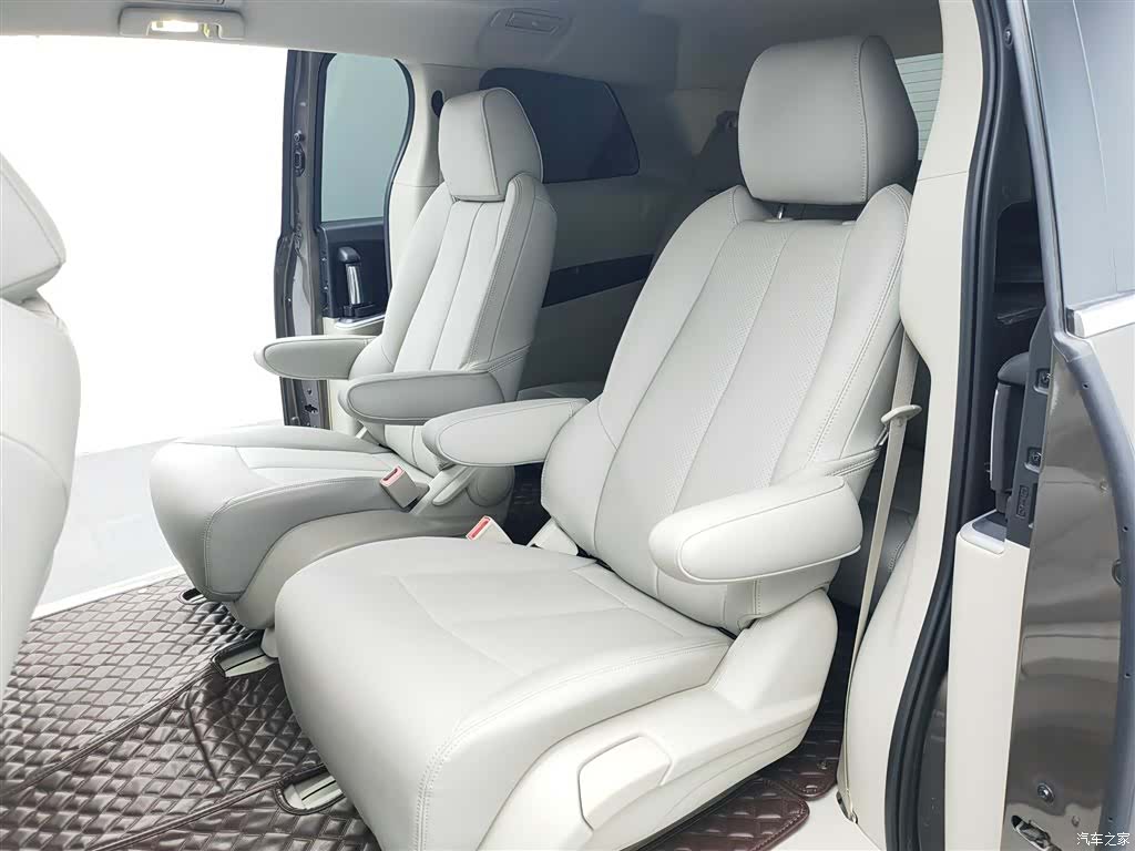 Buick GL8, 2020 15