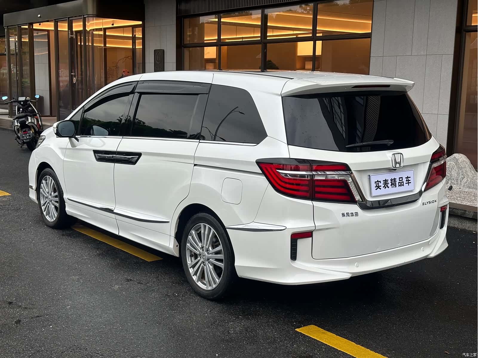 Honda Elysion, 2019 4