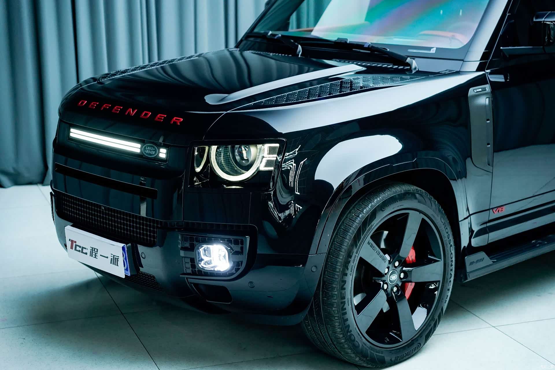 Land Rover Defender, 2023 2