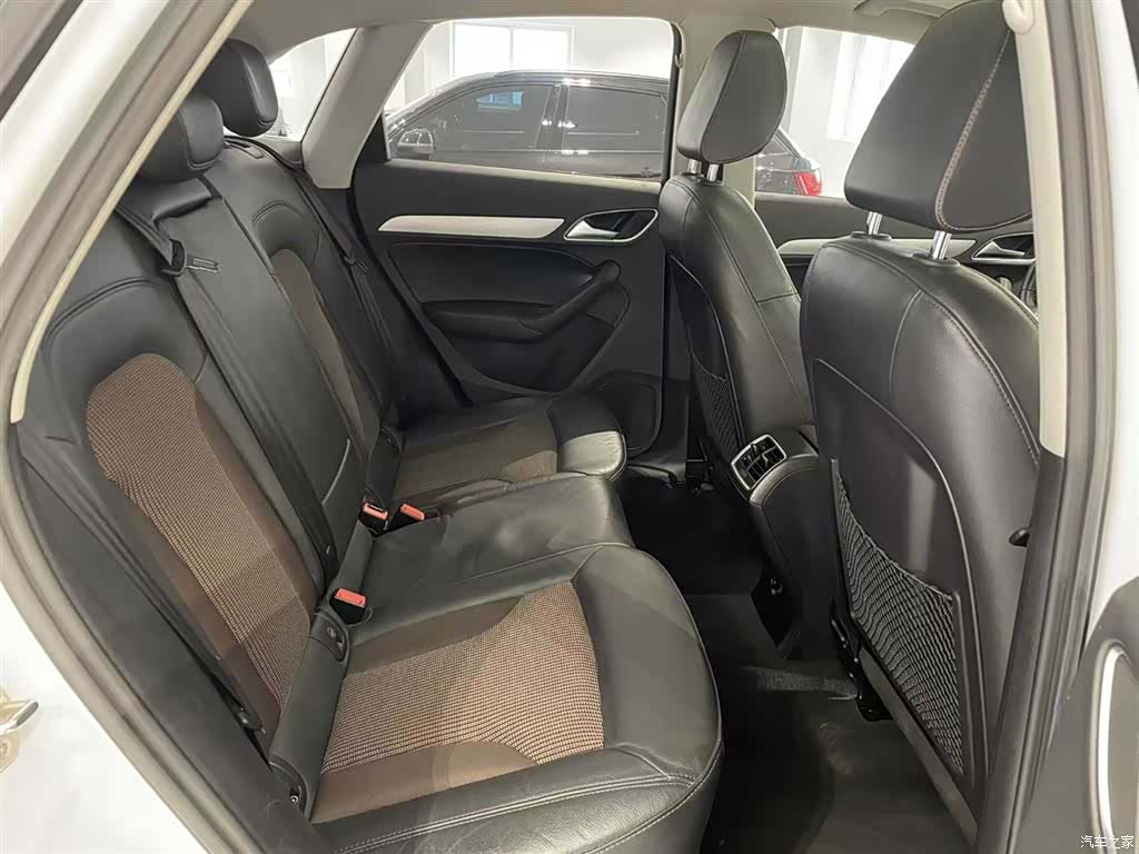 Audi Q3, 2018 8