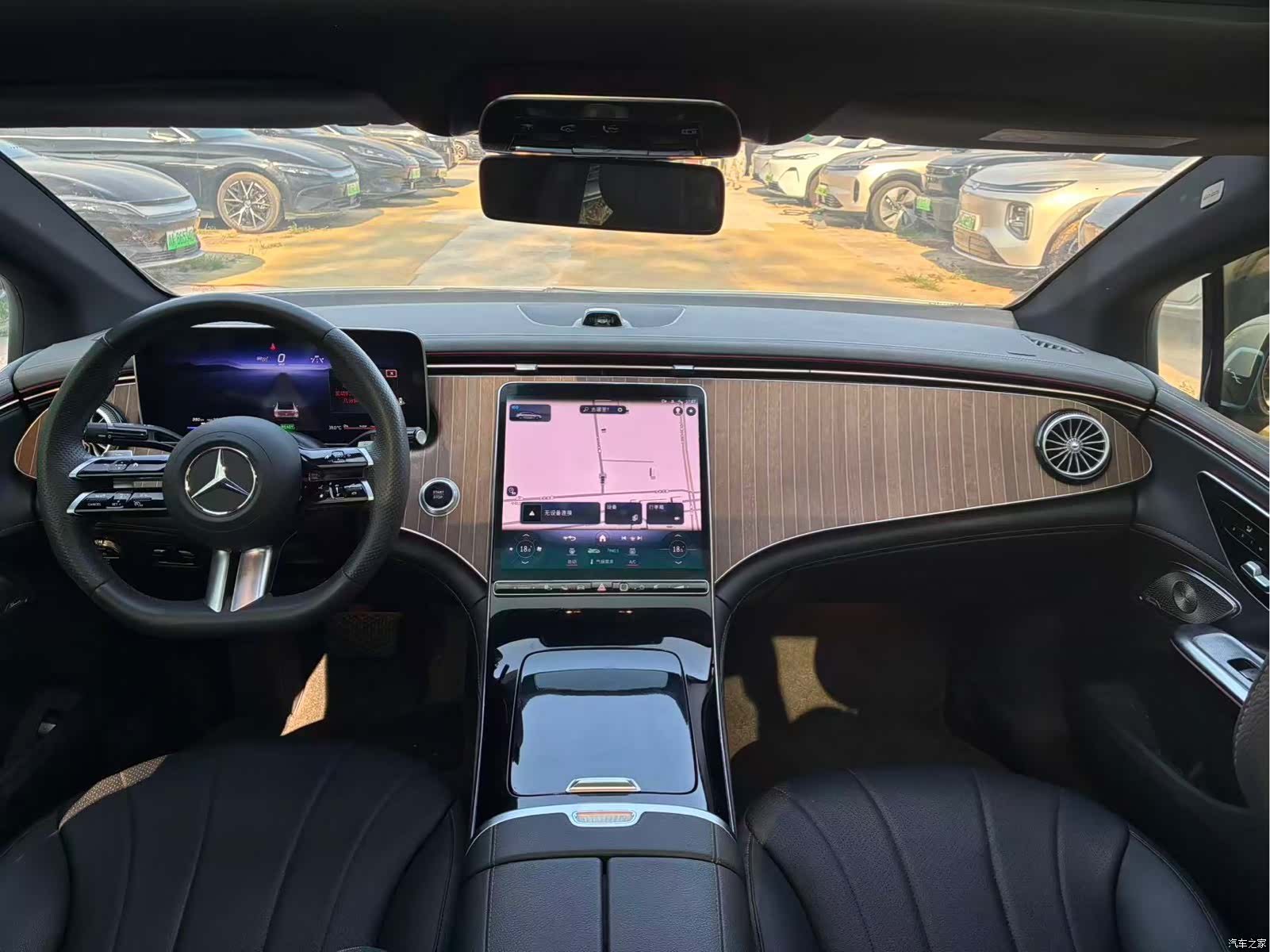 Mercedes-Benz EQE, 2024 6