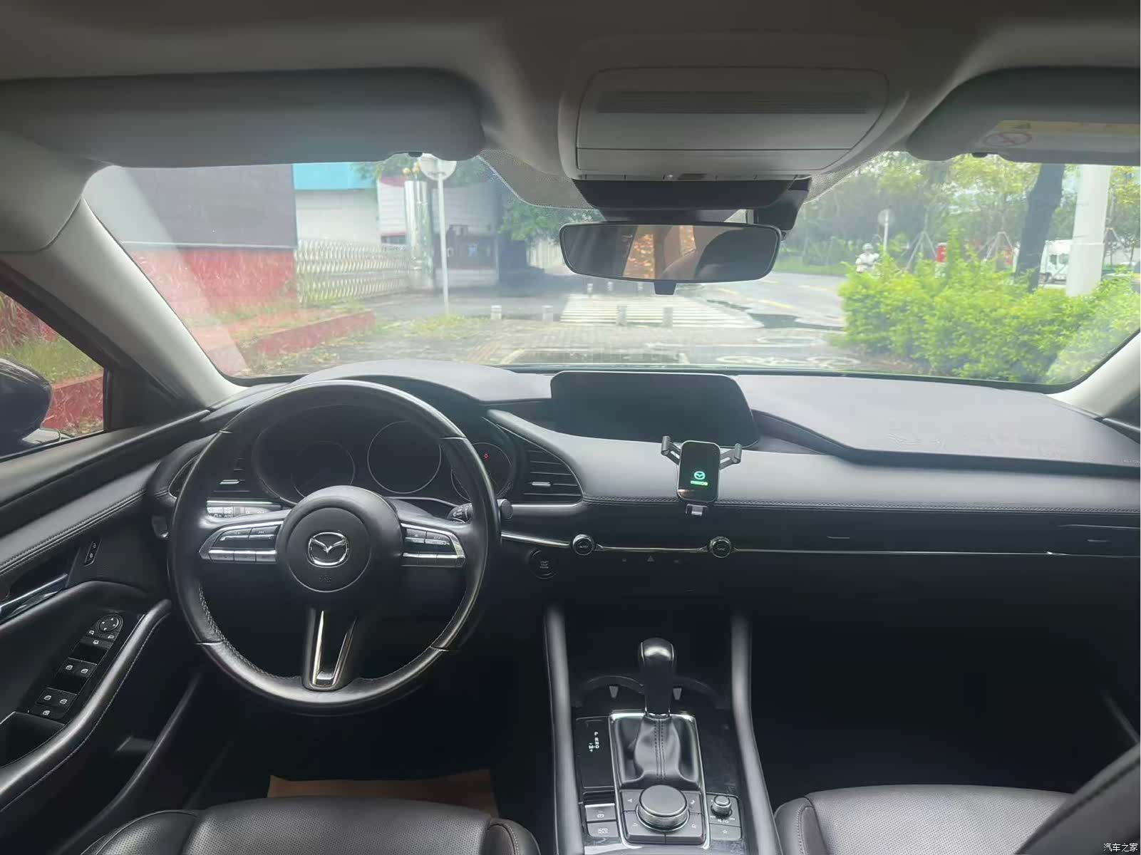 Mazda Mazda3, 2022 15