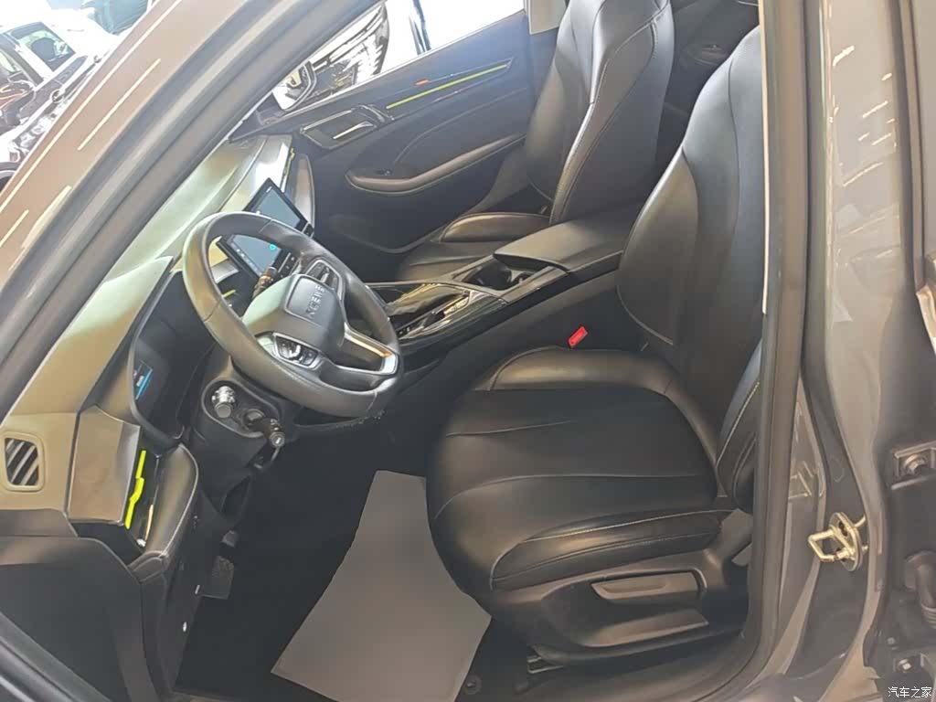 Roewe i5, 2021 15