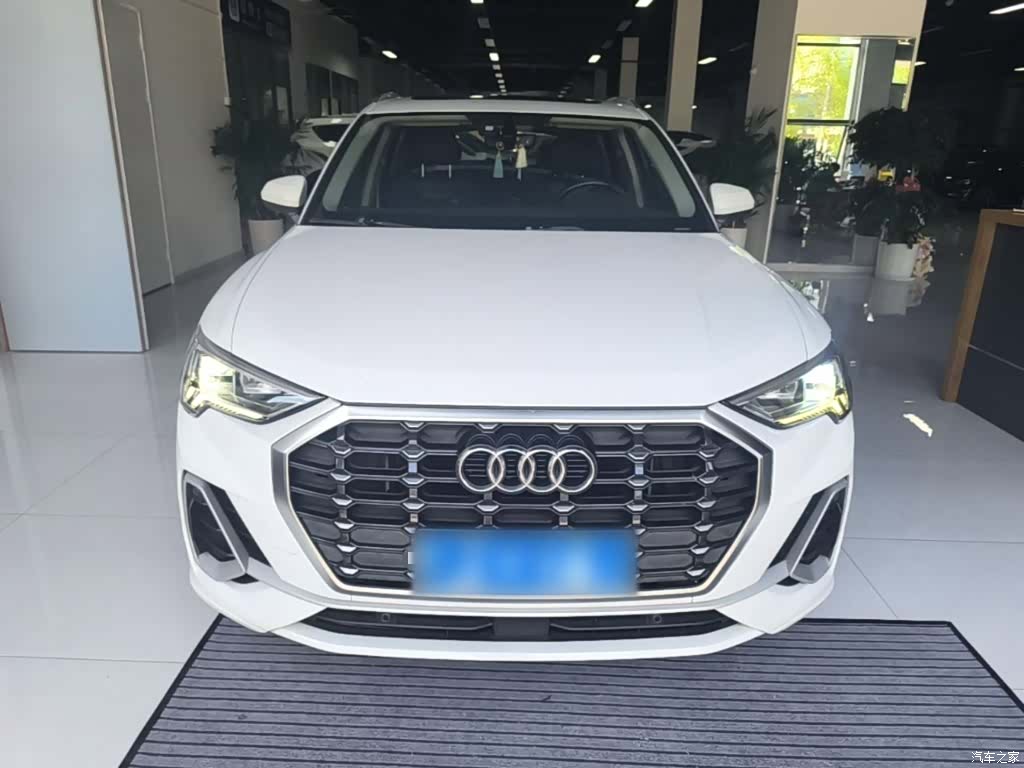 Audi Q3, 2020 3