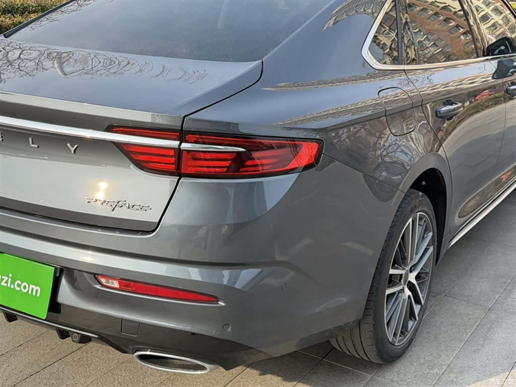 Geely Preface, 2022 18
