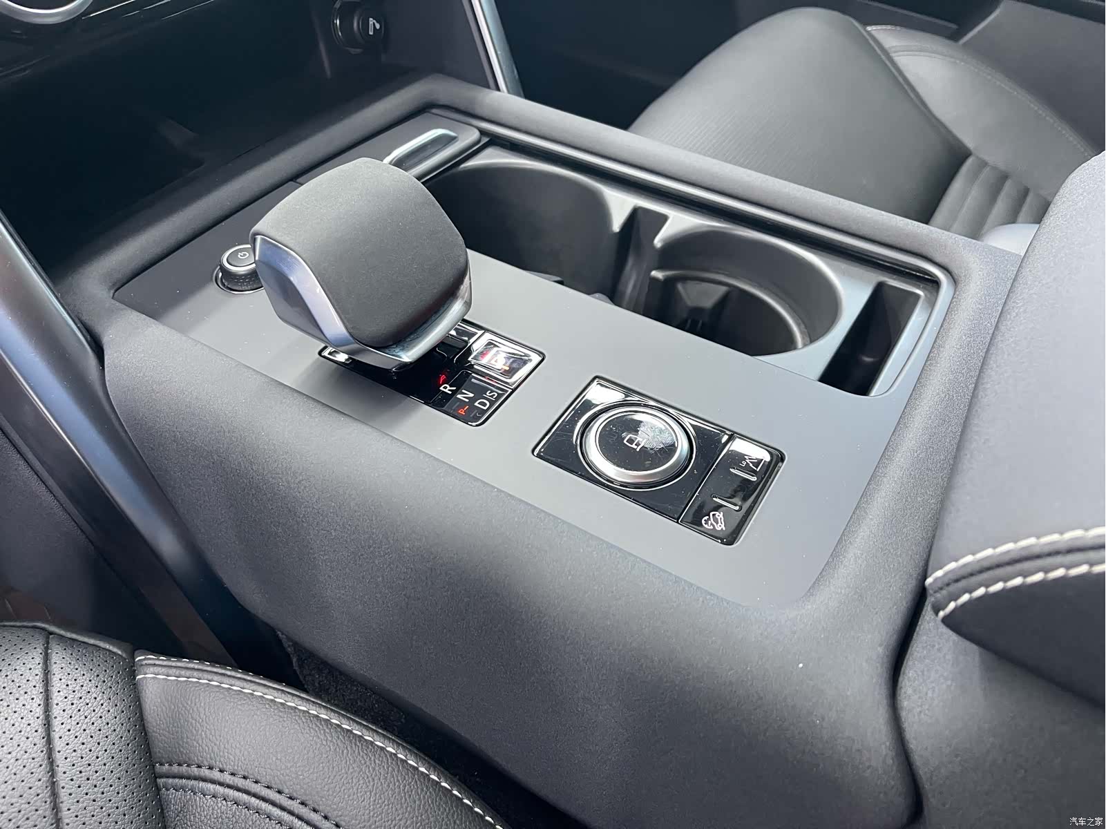 Land Rover Discovery, 2023 14