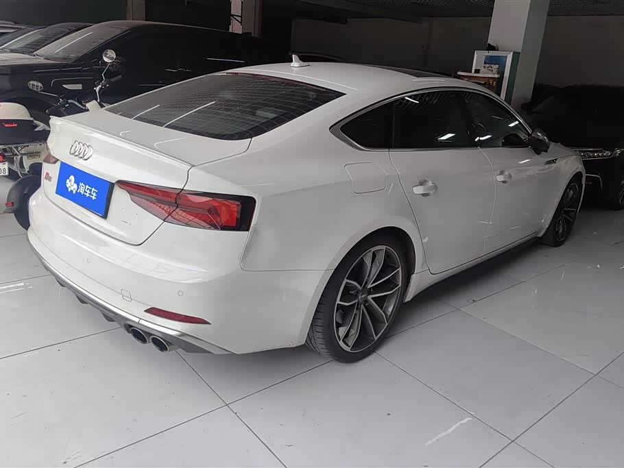 Audi S5