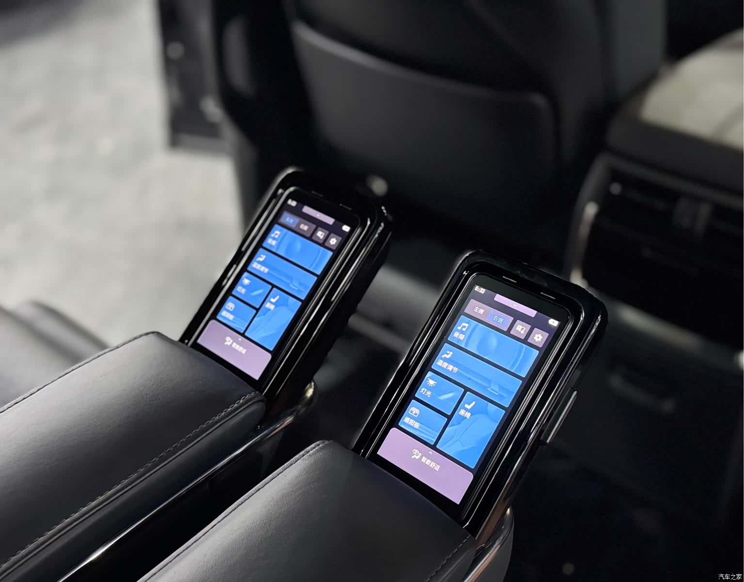 Toyota Alphard, 2024 9