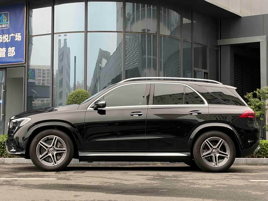 Mercedes-Benz GLE 2025, фото 5