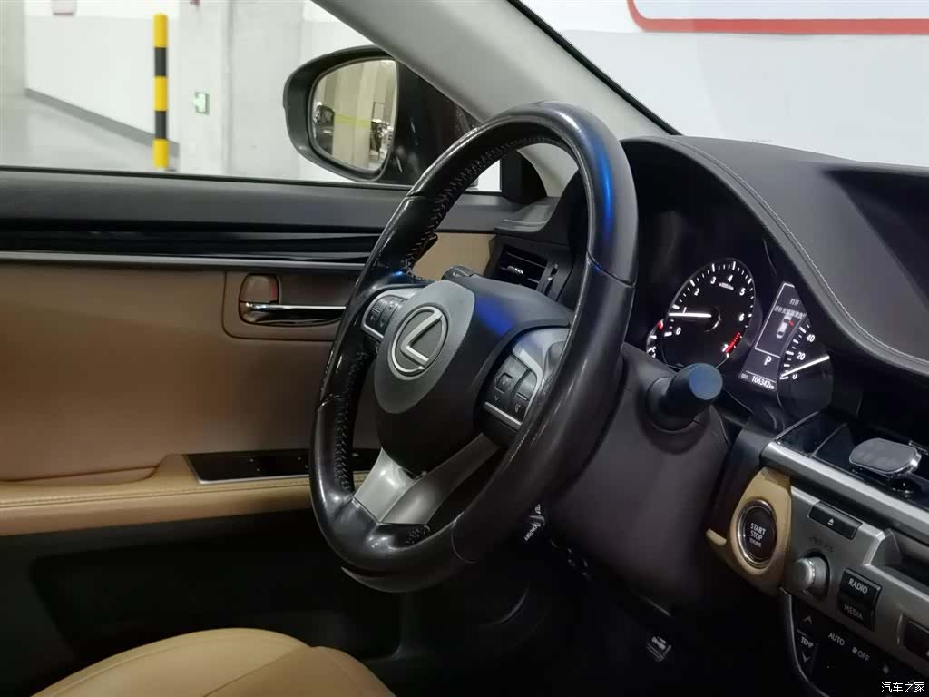 Lexus ES, 2015 22