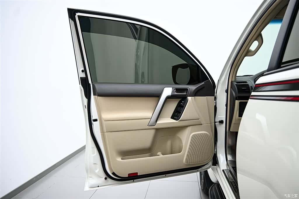 Toyota Prado, 2024 20