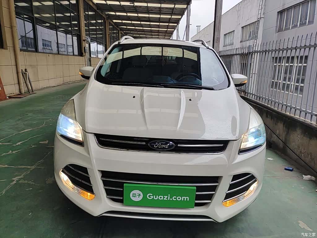 Ford Kuga, 2014 3